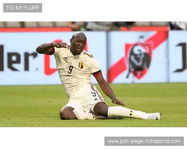 卢卡库门前强打扳平比分，比利时前场表现强硬